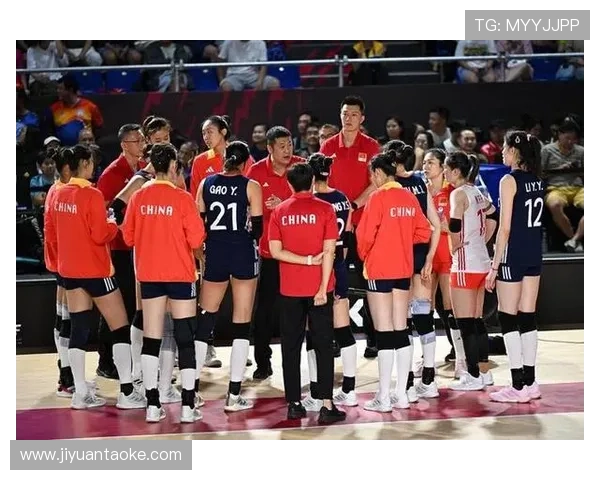 中国女排连胜晋级总决赛展现强大团队精神点燃全国球迷激情