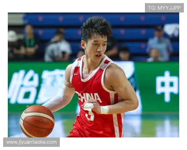 中国篮球迎来新星 热身赛大胜对手展现强大实力