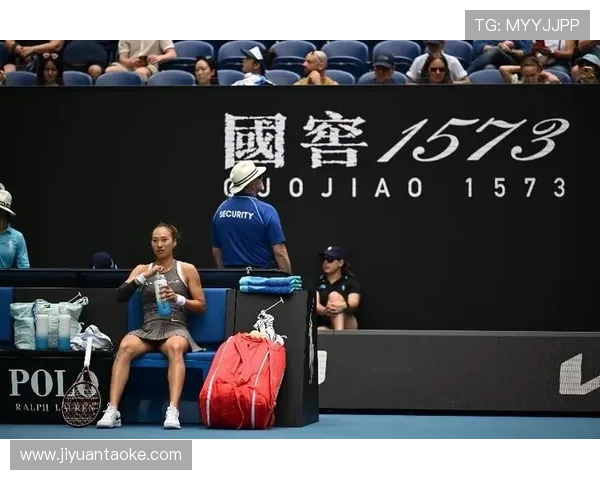 网球世界新星崛起 澳网冠军争夺战精彩纷呈 赛季前瞻引发热议