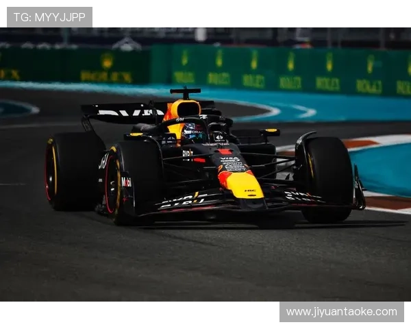 F1新赛季燃起战火 各车队阵容调整和技术革新引发热议