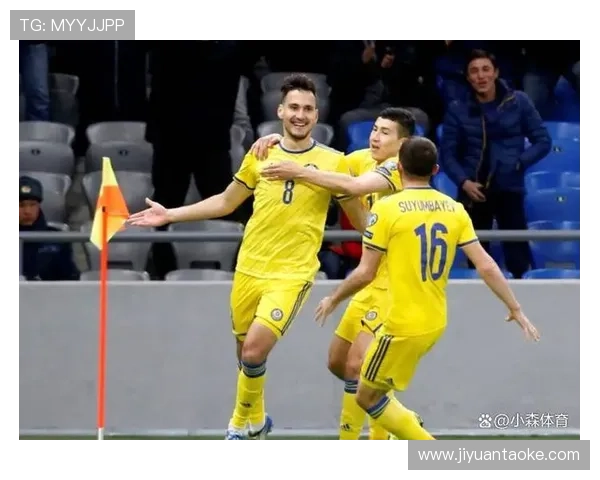 中国足球队迎战强敌,力争2026世界杯资格,球迷热情高涨 中国足球队迎战强敌,力争2026世界杯资格,球迷热情高涨