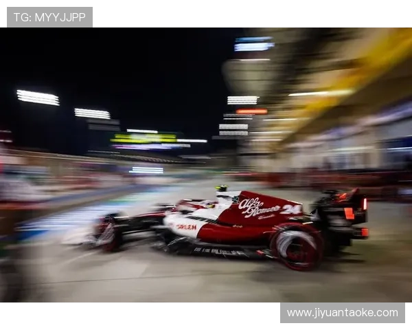 F1新赛季揭幕战精彩纷呈 车手排名激烈竞争引发热议